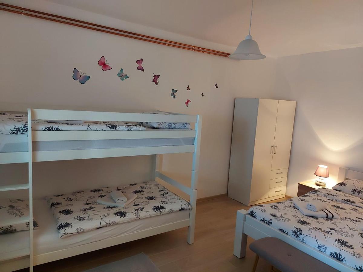 Apartment Rosie 斯莫利亚纳茨 外观 照片